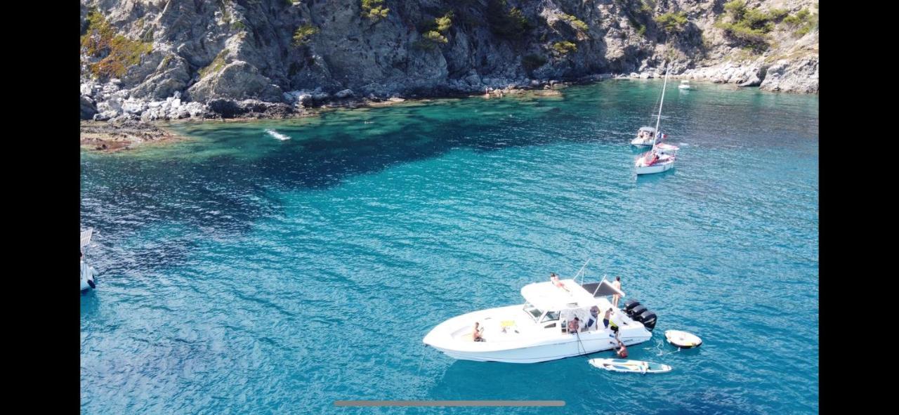 Apartmán Super Studio Climatise Sur Le Port De Hyères Exteriér fotografie